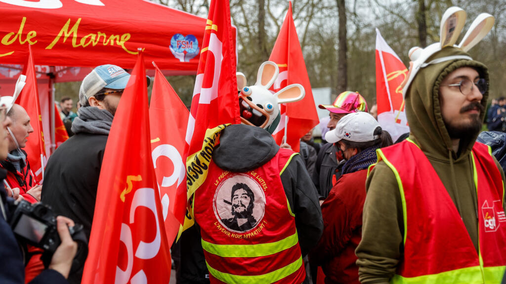 Grève chez Ubisoft, géant français du jeu vidéo, contre un nouveau plan d'économies et la fin du télétravail