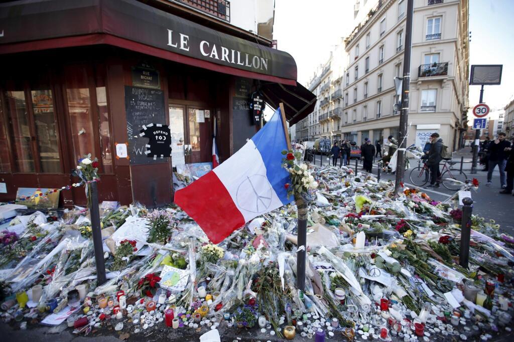 Le Carillon, dans le Xè arrondissement de Paris, est l'un des bars visés par les attentats, le 13 novembre 2015.
