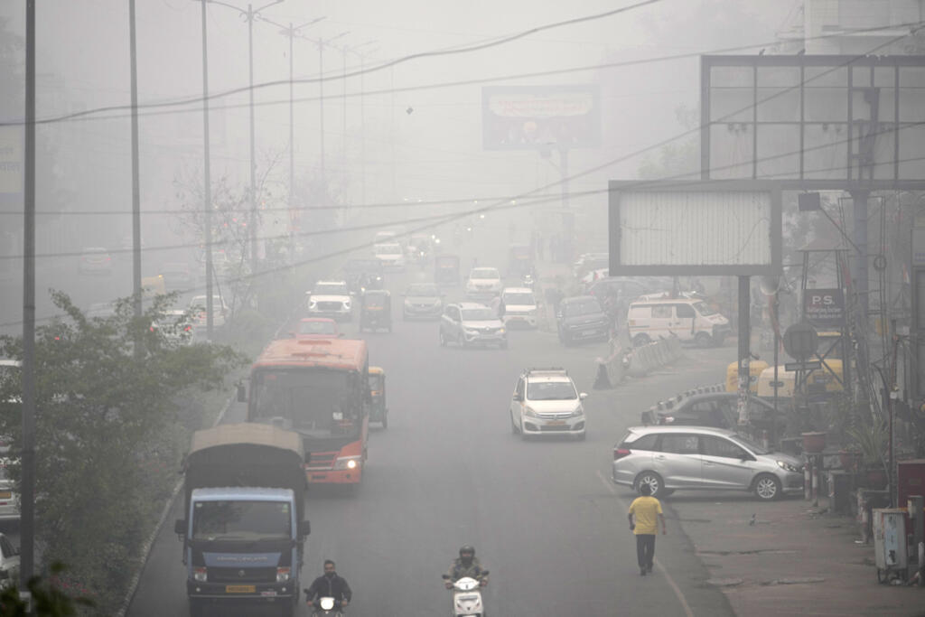 La capitale indienne New Delhi sous un épais nuage de pollution le 18 novembre 2024.