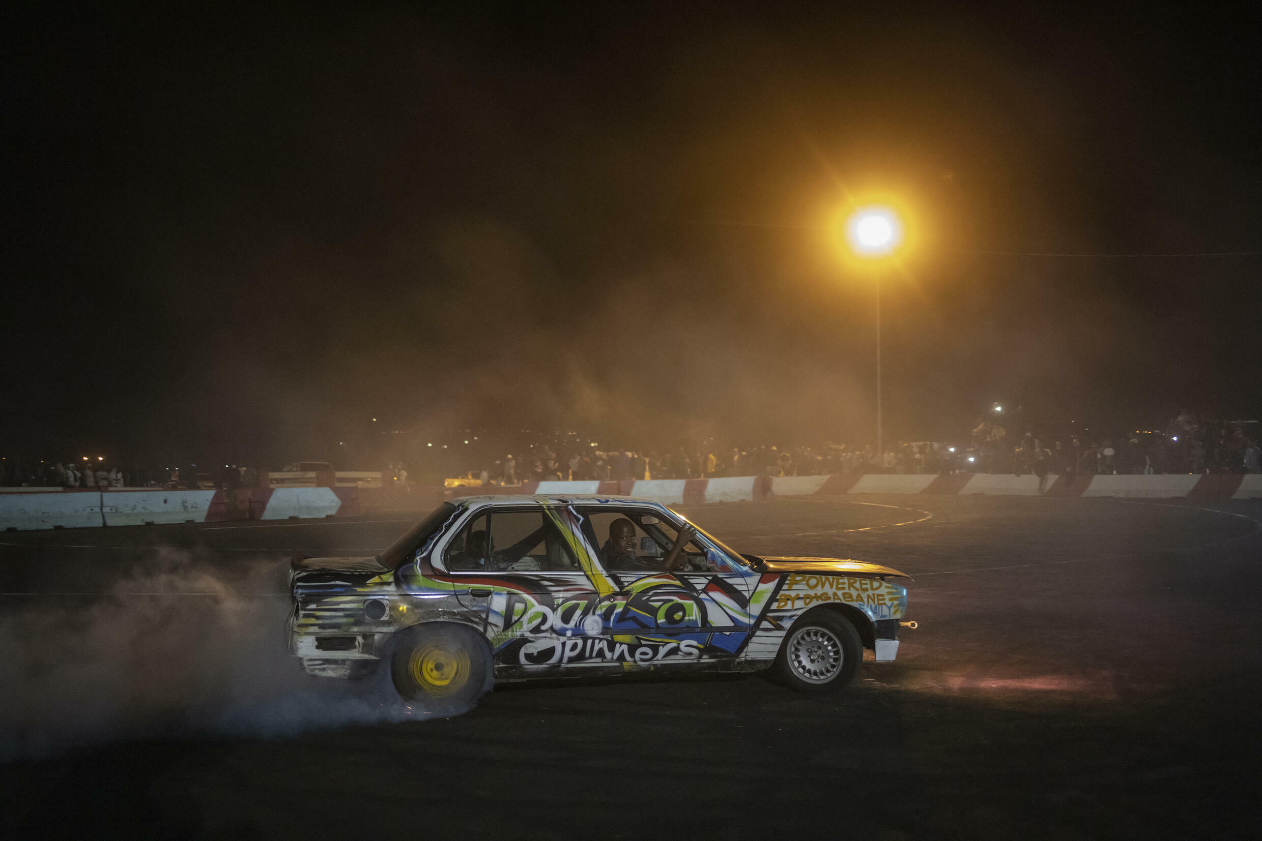 Sparks and adrenaline fly in South Africa car 'spinning' RFI