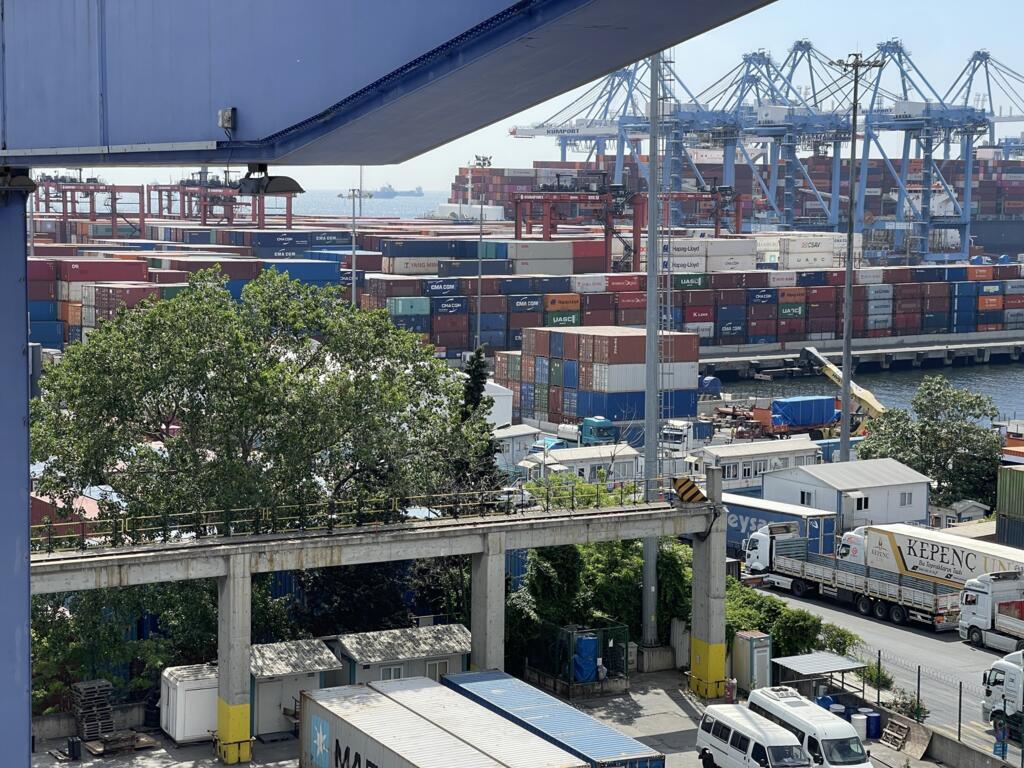 Kumport, racheté par l’armateur chinois Cosco, près d’Istanbul.