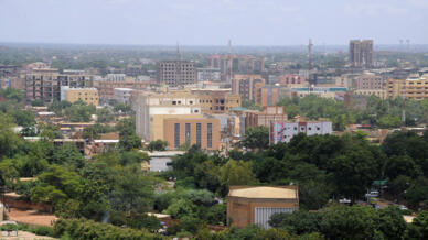 Vue du centre-ville de Ouagadougou, la capitale du Burkina Faso.