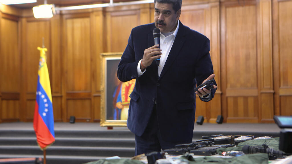 Le président vénézuélien Nicolas Maduro, lors d’une rencontre avec le haut commandement de l'armée vénézuélienne au palais de Miraflores à Caracas, le 4 mai 2020.