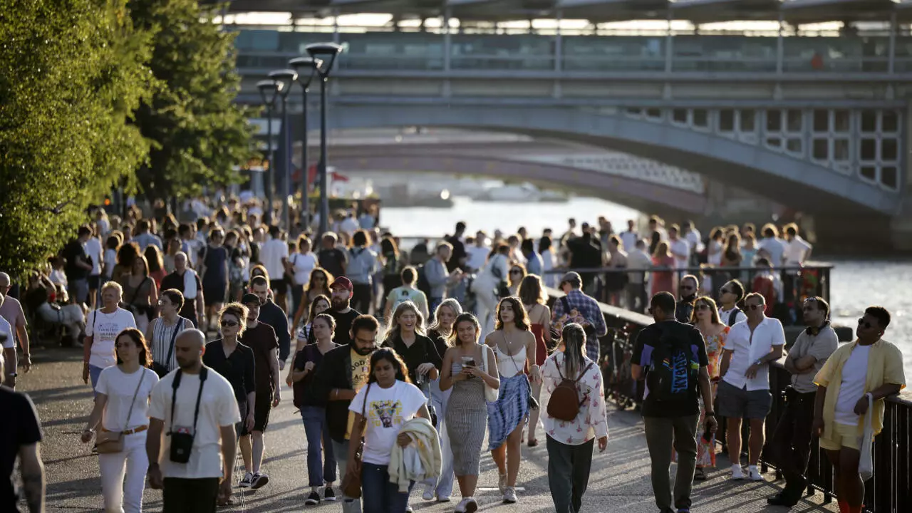 Dia De La Libertad Los Ingleses Celebran Su Primera Jornada Sin Restricciones Sanitarias