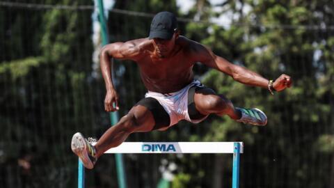 Wiseman Were akifanya mazoezi katika kambi ya mazoezi ya Miramas nchini Ufaransa