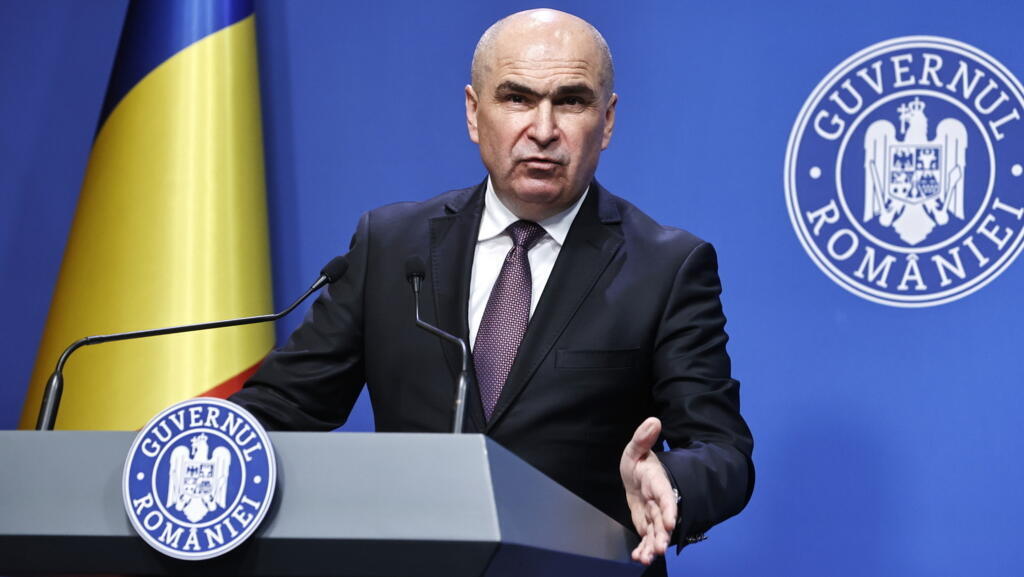 Premierul Ilie Bolojan prezintă în conferință de presă date despre rectificarea bugetară și alte proiecte ale Guvernului.