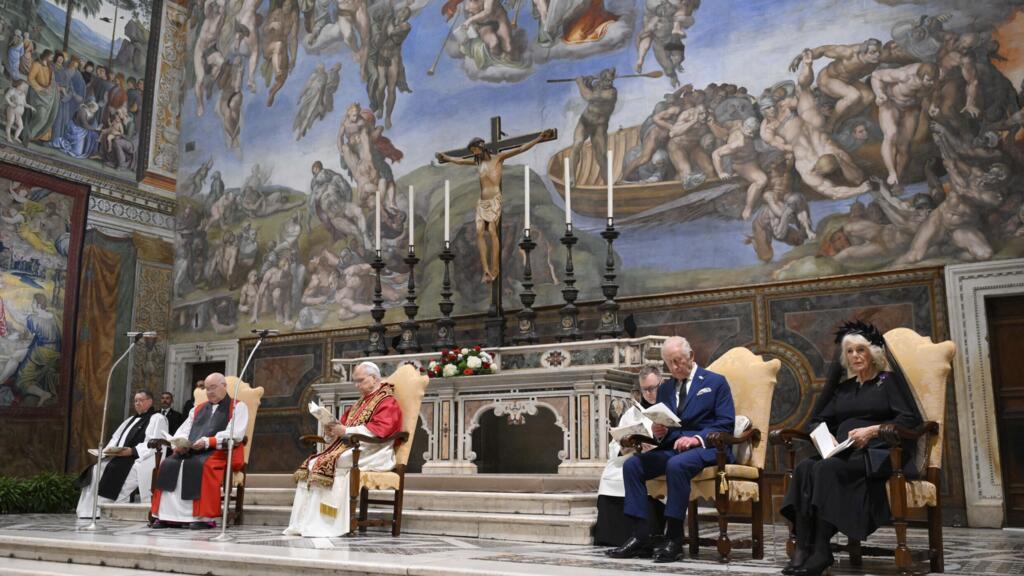 Vatican: le pape Léon XIV et le roi Charles III prient ensemble, une première historique