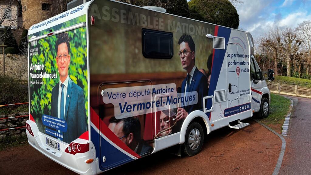 Le député Les Républicains a choisi d'être au plus des habitants en se déplaçant en camping-car pour faire de la pédagogie sur les retraites auprès de son électorat.