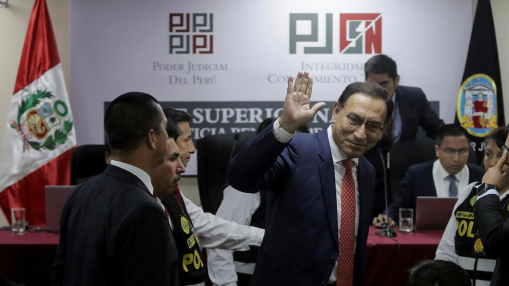 Pérou: l'ex-président Martin Vizcarra condamné à 14 ans de prison pour corruption