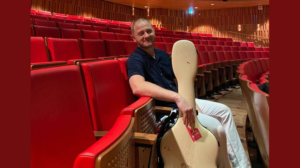 Fabricio Mattos, primeiro violonista latino-americano a obter doutorado na Royal Academy of Music de Londres.