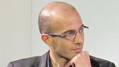 Sử gia Yuval Noah Harari.