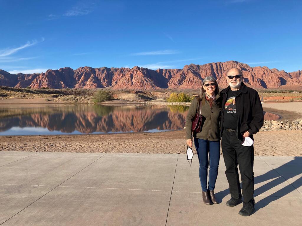 Lisa Rutherford et Paul Van Dam vivent à Ivins, près de Saint George, en Utah. Ils estiment que leur comté peut continuer à se développer sans pipeline.