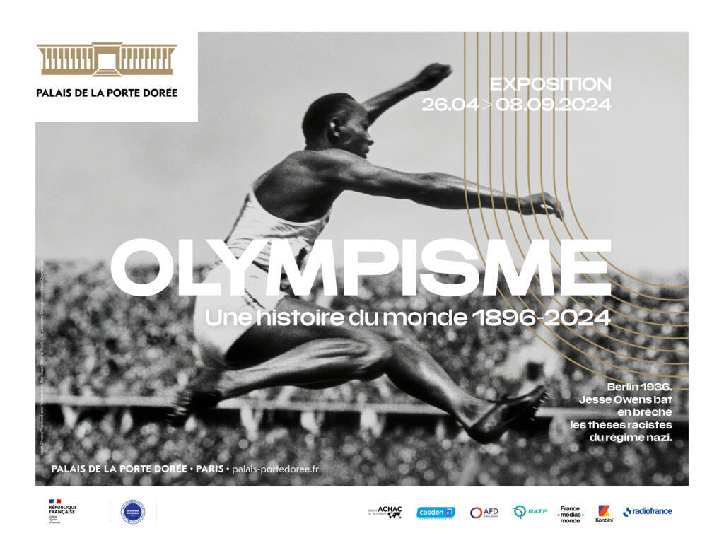 Cartaz da exposição "Olimpismo, uma história do mundo", que ocorre no Palais de la Porte Dorée, no 12° distrito de Paris, até 8 de setembro.
