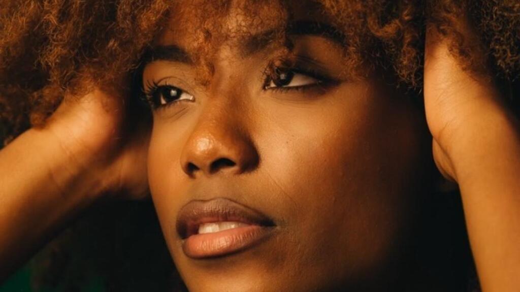 Gisele Vitóri, 20 anos, foi vítima de violência e teve o passaporte queimado pelo então namorado francês enquanto o visitava em Toulouse.