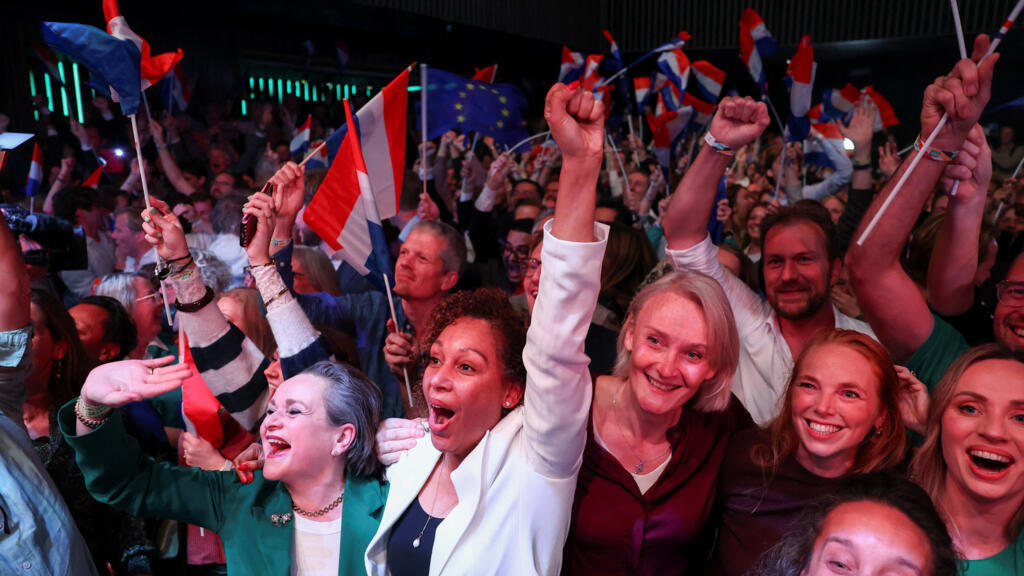 Dutch elections: Wilders’ far-right PVV loses ground in shift to centre Dutch elections: Wilders’ far-right PVV loses ground in shift to centre