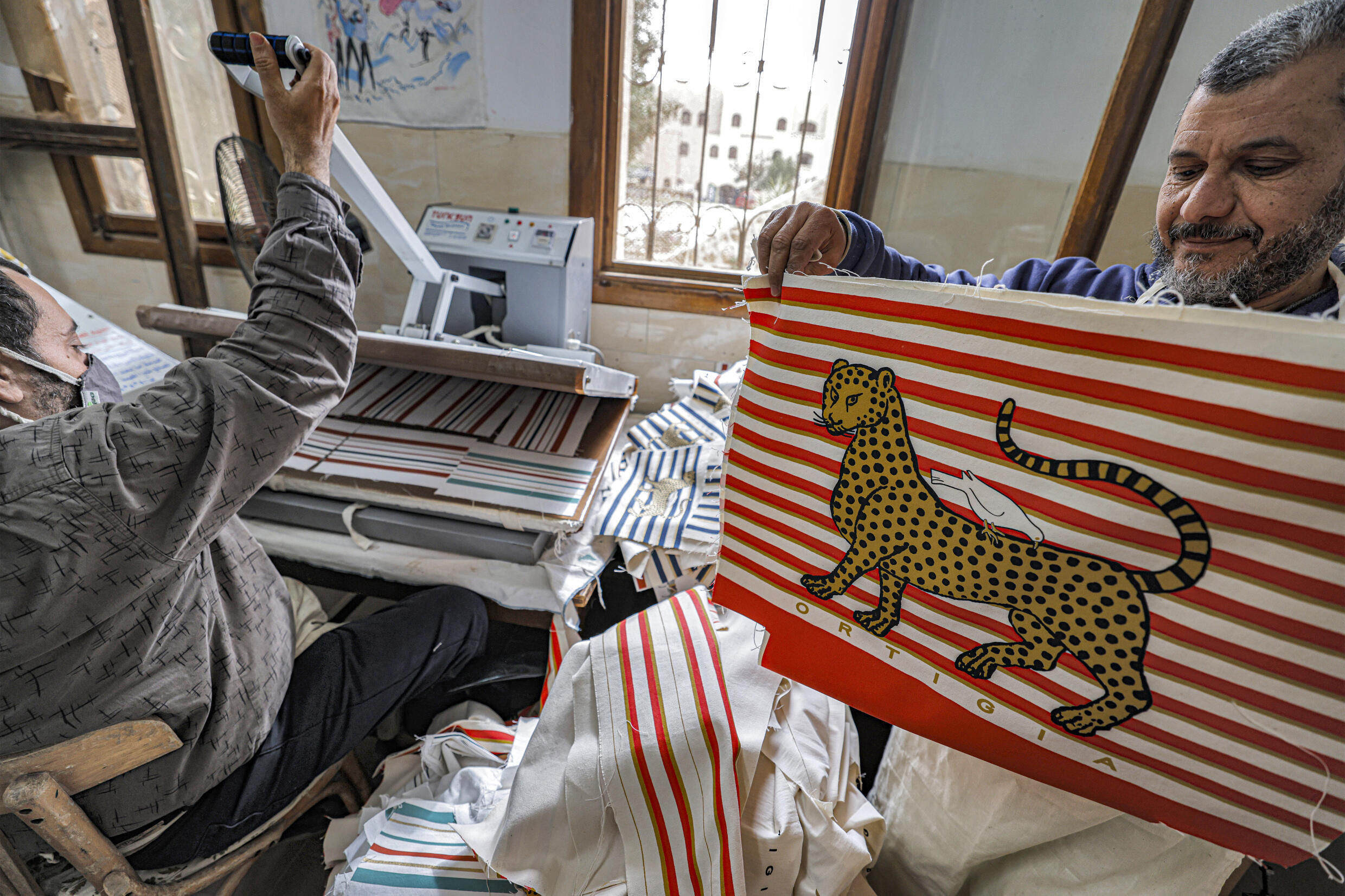 Egyptian artisans carve a path to world luxury markets