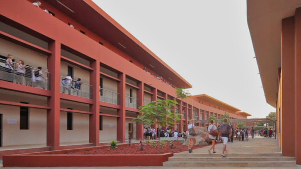 Le lycée Jean Mermoz à Dakar.