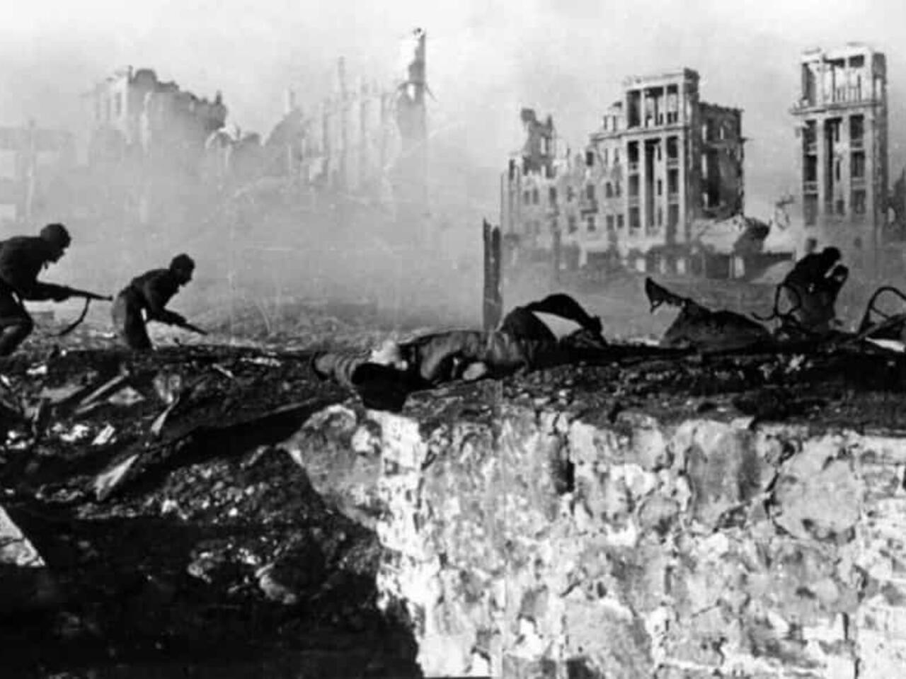 Pourquoi La Bataille De Stalingrad A Eu Lieu Février 1943: le mois où la Seconde Guerre mondiale a basculé