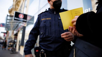 Covid-19 : l’Autriche décide de confiner l’ensemble de sa population et instaure une obligation vaccinale à partir de février