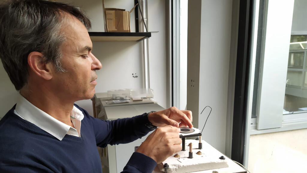 Olivier Joubert, directeur de la Fédération de recherche H2 au sein du CNRS.