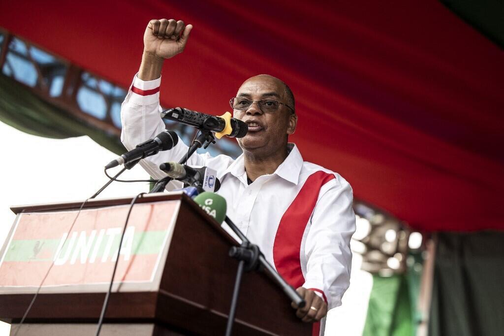 Le leader du parti d'opposition Unita, candidat à la présidentielle Adalberto Costa Junior, lors d'un meeting le 22 août 2022.