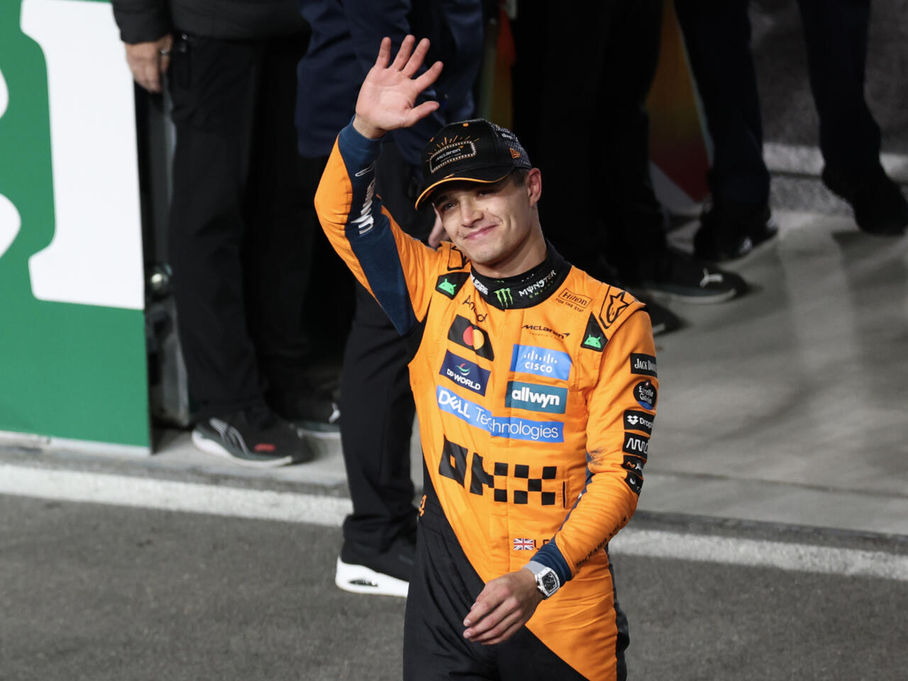 McLaren boss apologises to Norris, Piastri for Vegas disqualification