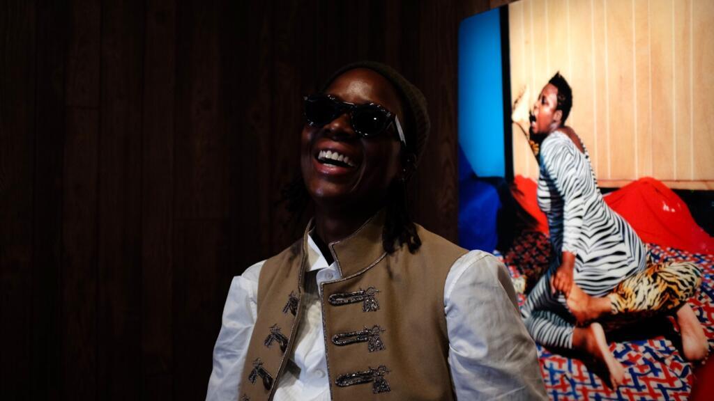 L’artiste africaine-américaine Mickalene Thomas en un mot, un geste et un silence