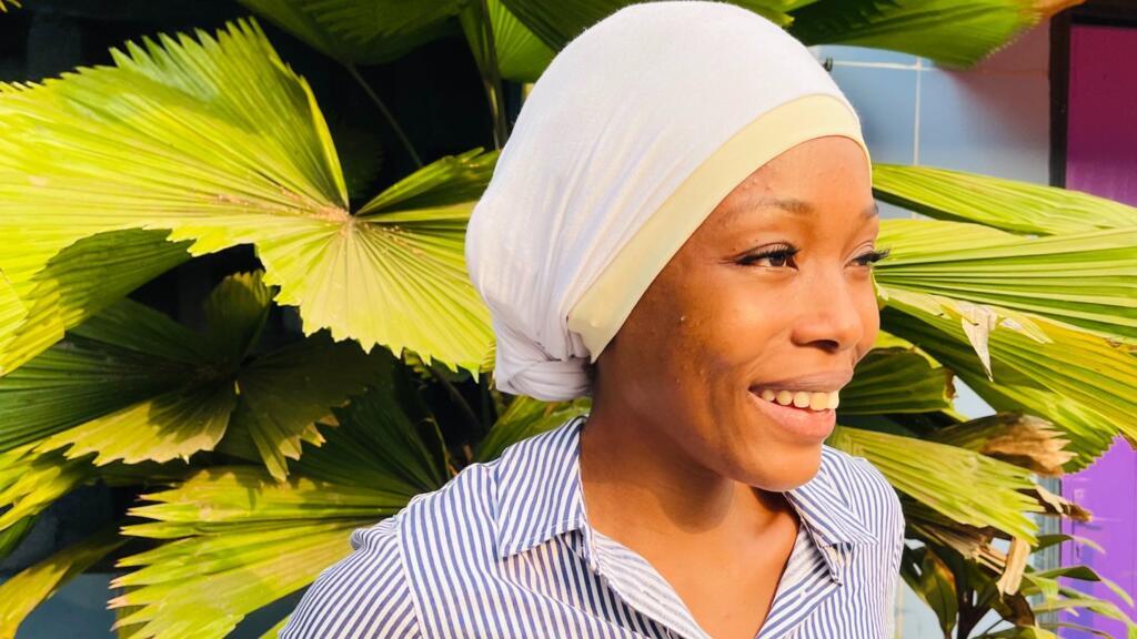 Leïla Siby à Yopougon, un quartier populaire d’Abidjan.