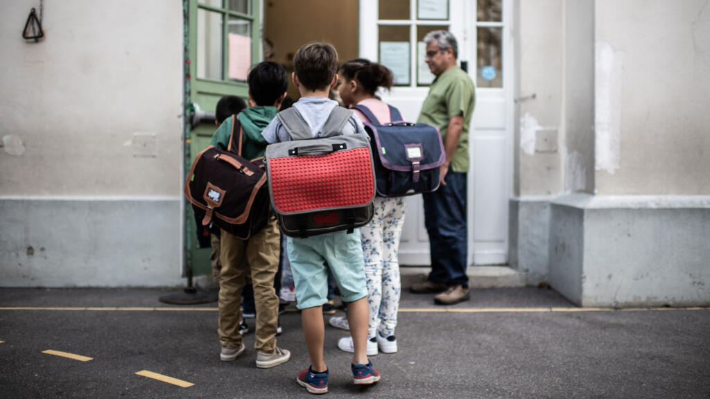 «C'est loin d'être fini»: les signalements de violences sexuelles secouent le secteur du périscolaire en France