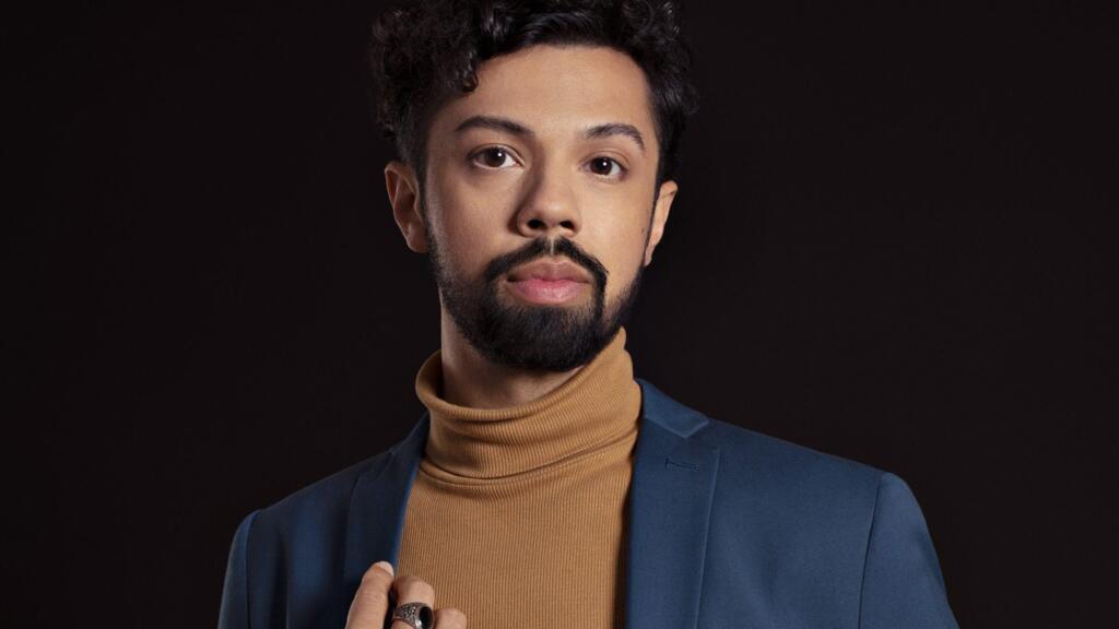 O sopranista Bruno de Sá, que vai cantar Bachianas Brasileiras de Villa Lobos, no Concerto de Paris, em 14 de julho de 2025.