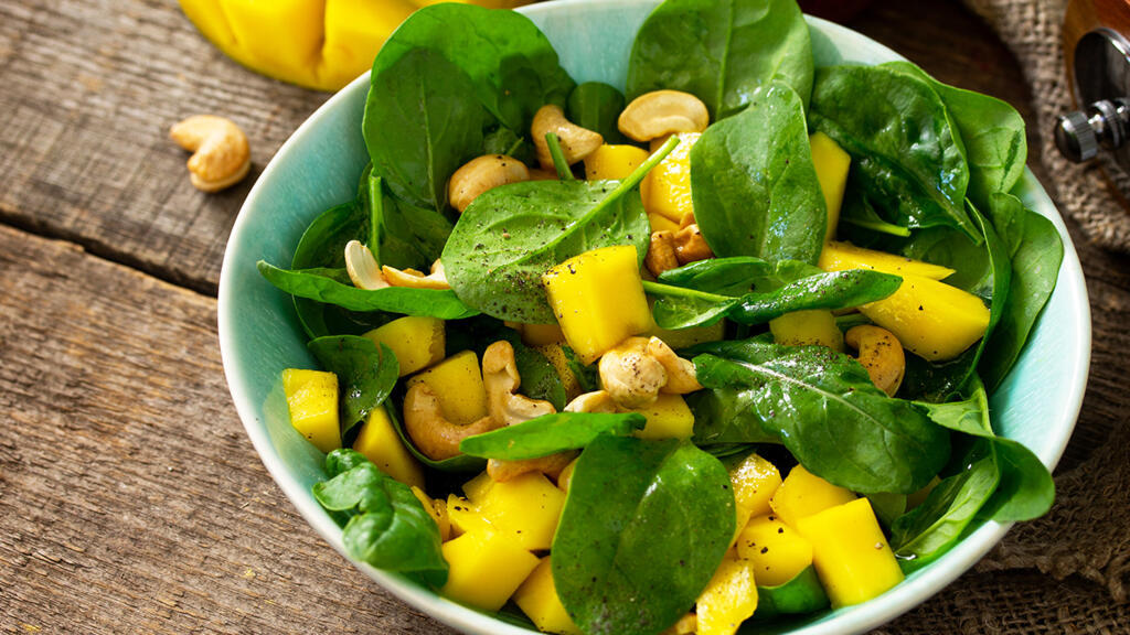 Une salade de mangue. Photo d'illustration