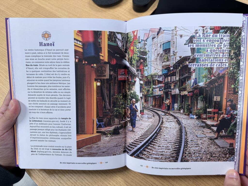 Một trang trong cuối "Đi tàu hỏa ở Châu Á: 22 Hành trình trên Đường ray" (En train En Asie : 22 itinéraires sur les rails, NXB Voyage Gallimard, 2025) của Jean-Marc De Jaeger.