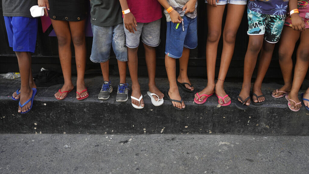 A cada hora ao menos 4 crianças são estupradas no Brasil.