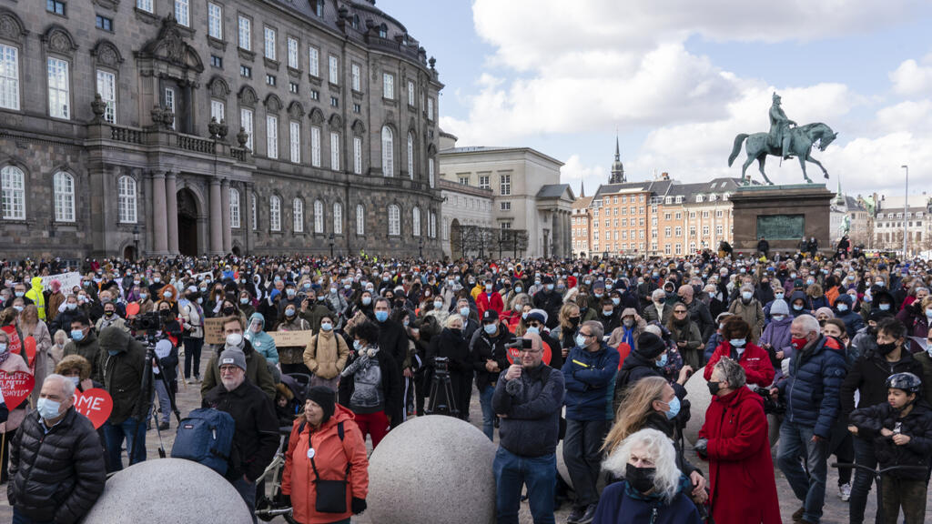 Manifestation contre le durcissement de la politique migratoire du Danemark et les ordonnances d’expulsion à Copenhague, le 21 avril 2021.