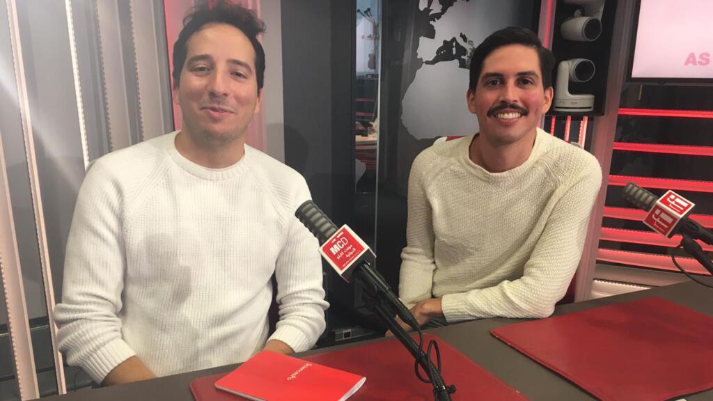 Os organizadores e presidentes da "Conférence pour le Brésil", Vinicius Reis (esq) e Felipe Lauritzen (dir).