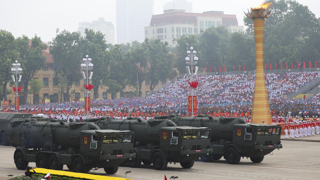 Binh chủng tên lửa trong lễ duyệt binh lễ mừng Quốc Khánh lần thứ 80 của Việt Nam trên quảng trường Ba Đình, Hà Nội, ngày 02/09/2025.