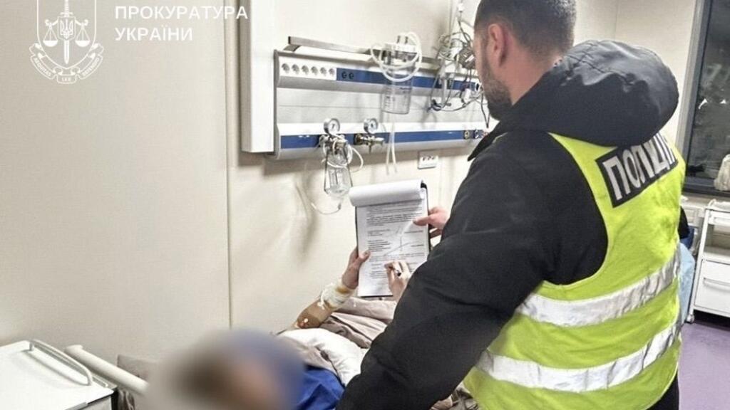 Учню з Києва, який напав з ножем на вчительку та однокласника, оголосили  підозру - RFI