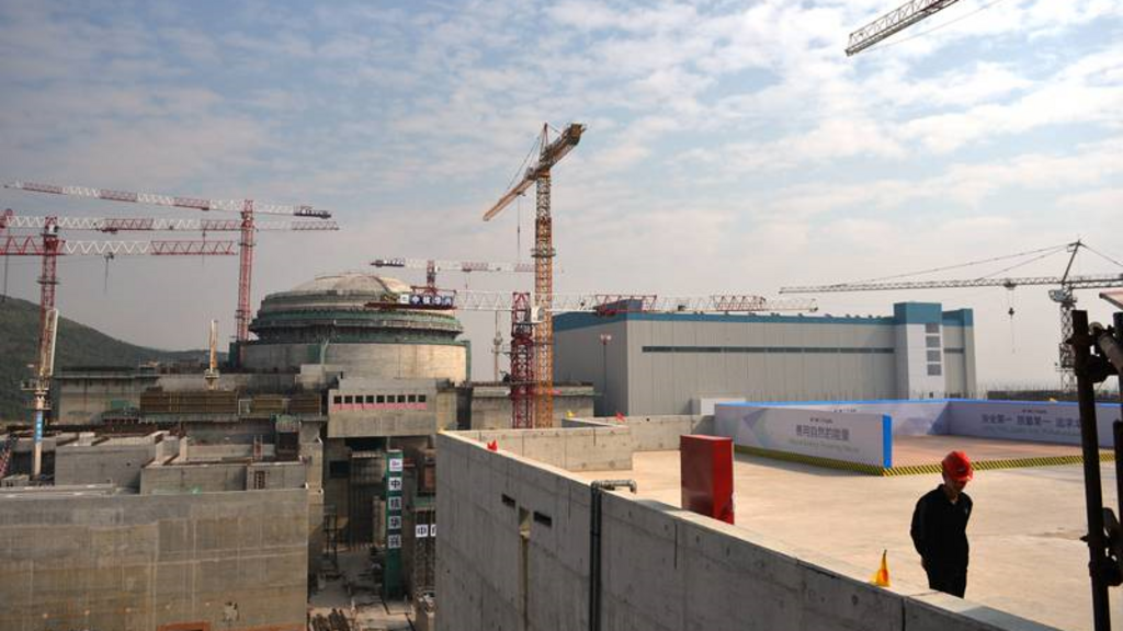 La centrale nucléaire de Taishan compte deux réacteurs, Taishan 1 et Taishan 2. Ils ont été construits par le géant du nucléaire chinois CGN, sur le modèle de la technologie de l’EPR vendue par EDF aux Chinois.
