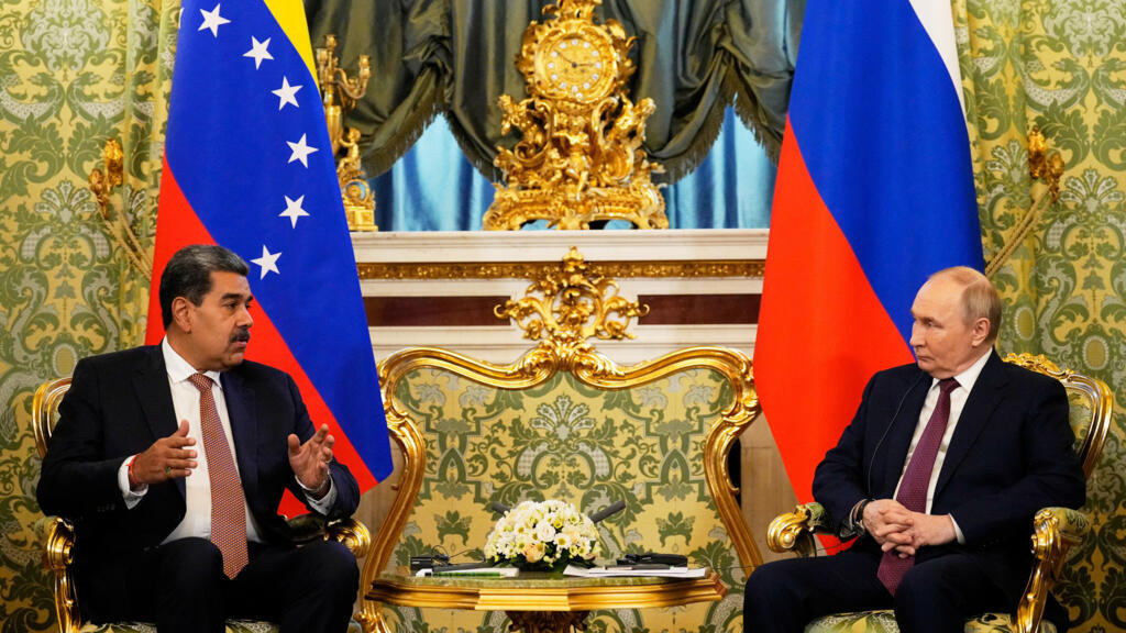 Nicolas Maduro et Vladimir Poutine, à Moscou, le 7 mai 2025. (Image d'illustration)