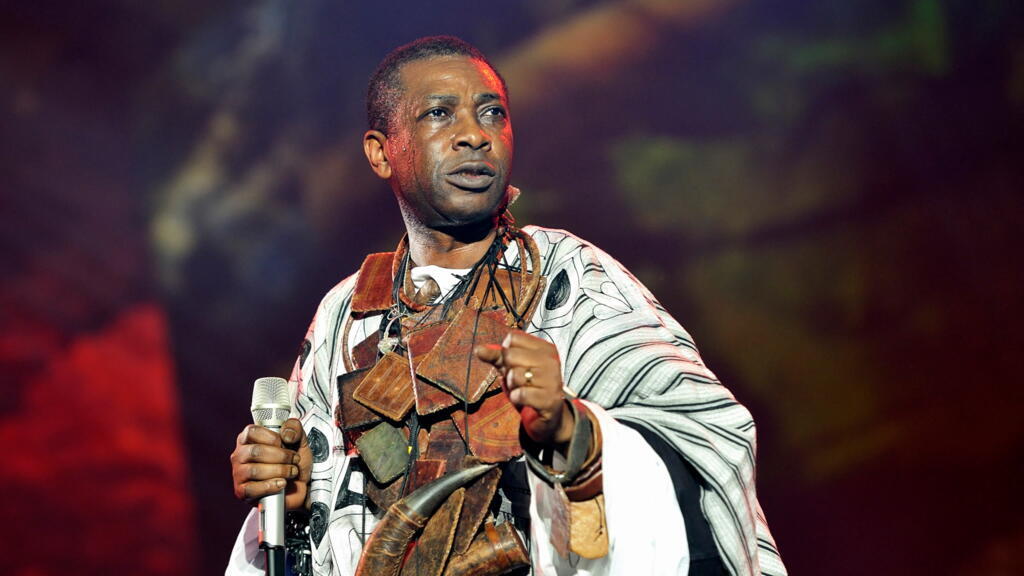 Youssou N'Dour à l'Accor Arena à Paris.