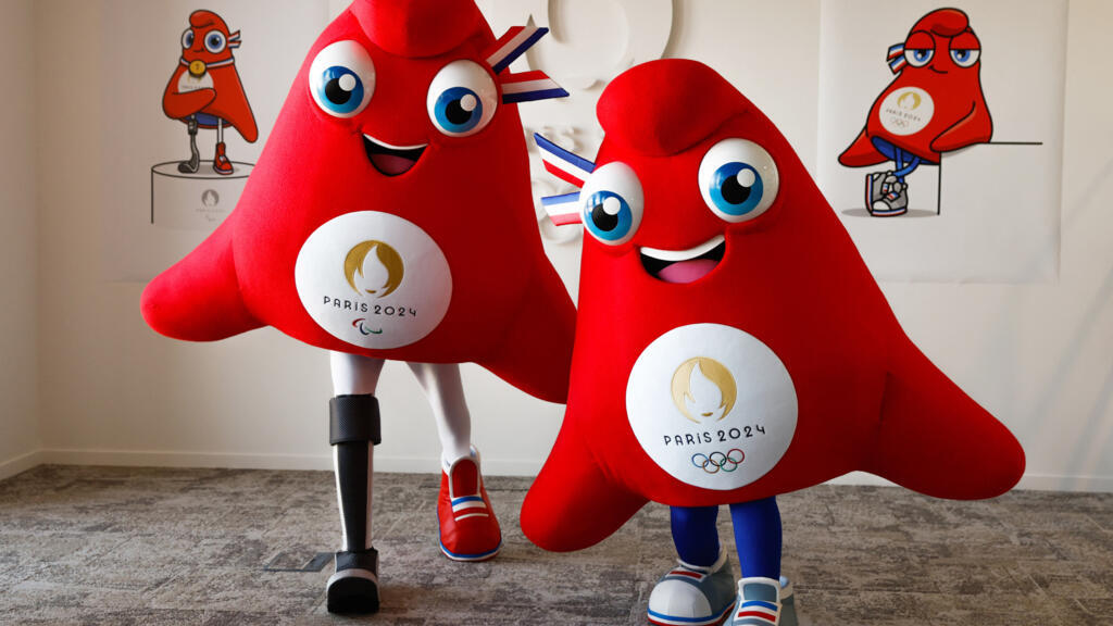 Os Phryges, mascotes dos Jogos Olímpicos e Paralímpicos de Paris.