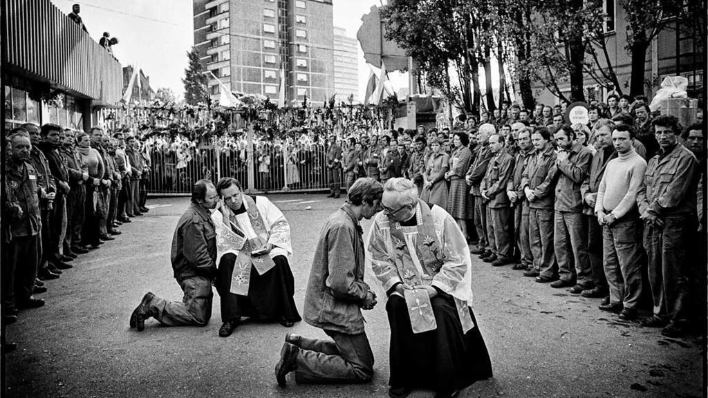 Confession publique. Chantiers navals Lénine, Gdansk, Pologne, 23 août 1980.