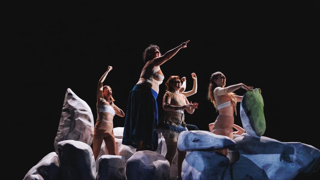 La metteuse en scène Gabrielle Chalmont-Cavache pour sa pièce «Doué.e.s»