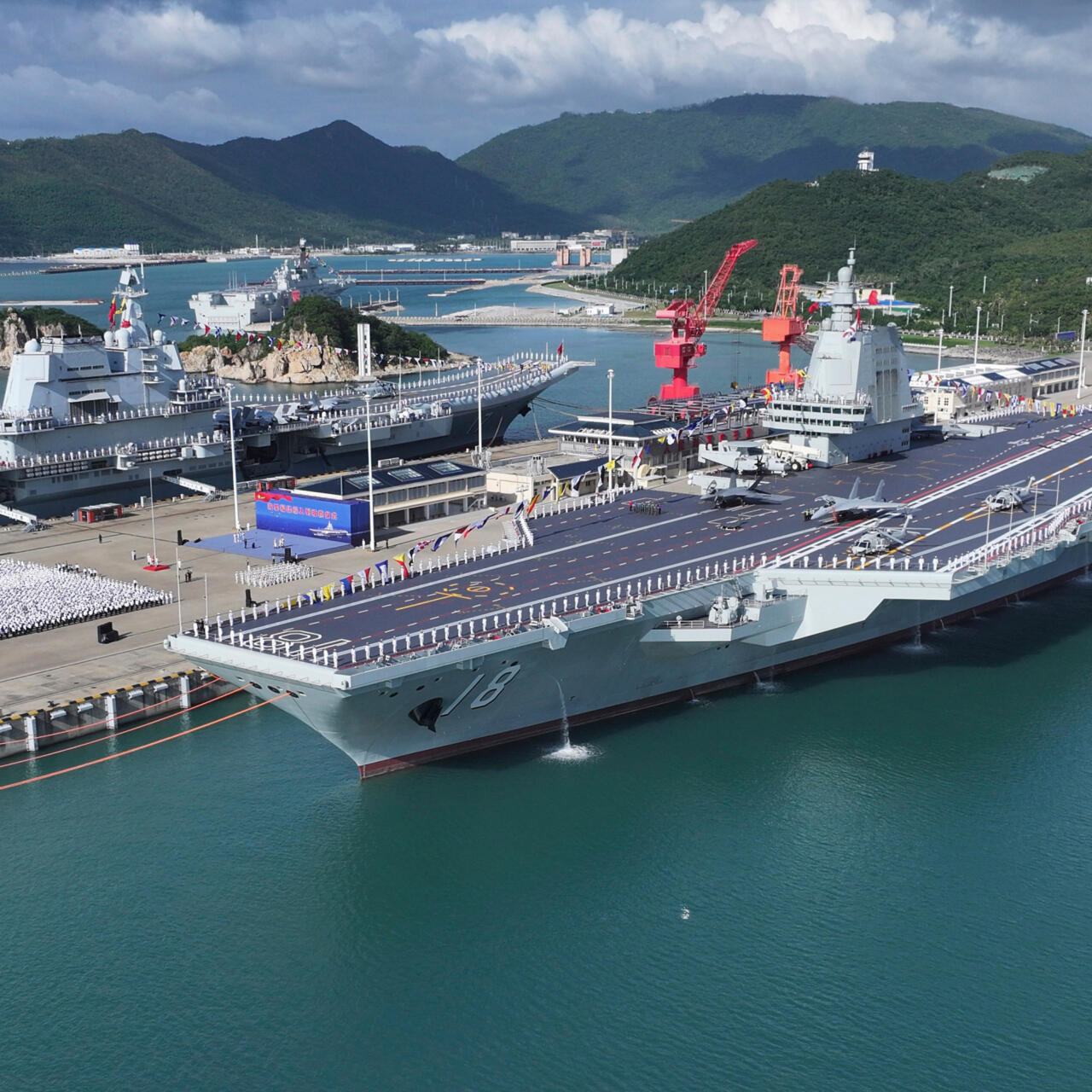 中国第三艘航母福建号入列，但尚需多年才有实战能力- RFI - 法国国际