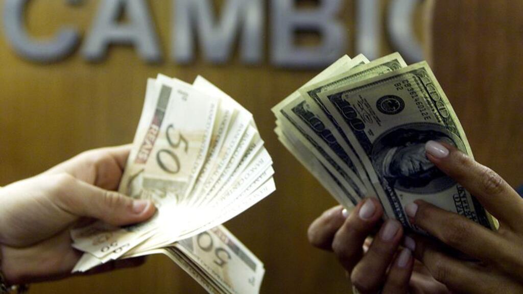 Depois de ser uma das moedas que mais se desvalorizaram em 2020, agora o real está entre as que mais subiram ante ao dólar. 