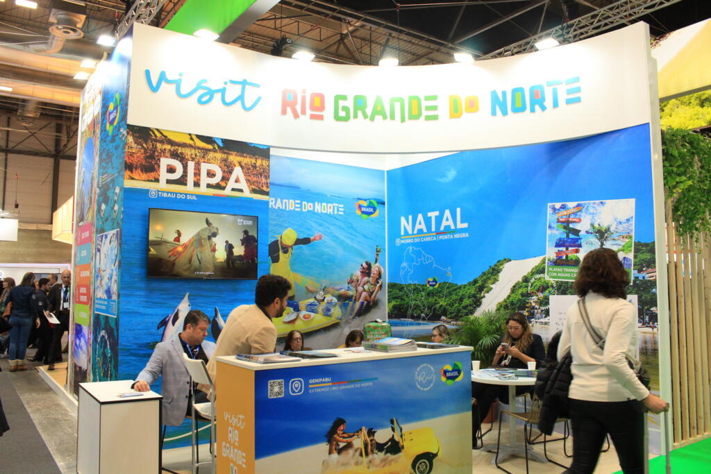 Outro produto lançado em Madri durante os dias de Fitur foi o guia Tourism Doing Business: Investindo no Brasil, elaborado pela ONU Turismo e pelo Banco de Desenvolvimento da América Latina e do Caribe (CAF) em colaboração com o Ministério do Turismo brasileiro.
