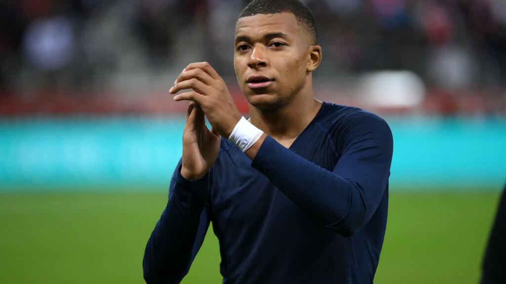 L'attaquant français Kylian Mbappé à l'issue du match entre le Paris Saint-Germain et le Stade de Reims, le 29 août 2021 au stade Auguste-Delaune