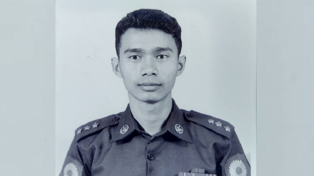 Le Capitaine birman Nyi Thuta, l’un des rares officiers à avoir fait défection de l’armée.