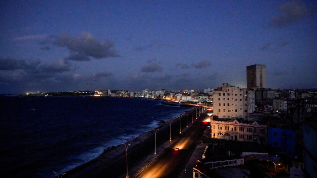 Cuba: cinq provinces touchées par une nouvelle panne générale d'électricité