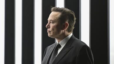 Le dernier coup d’éclat en date d'Elon Musk, c’est que l’homme le plus riche du monde ait demandé ce lundi sur Twitter s'il devait ou non quitter la direction de Twitter. 57 % d'utilisateurs ont répondu oui.